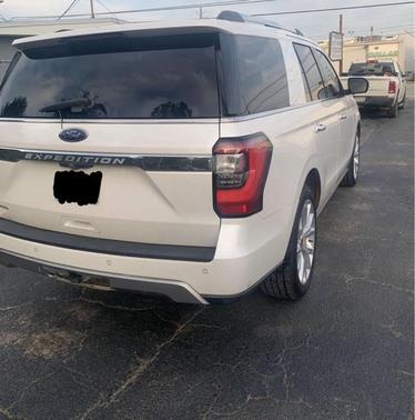White 2018 Ford Expedition Limited