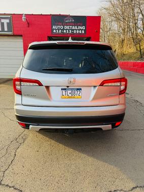Silver 2019 Honda Pilot EX-L