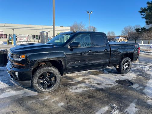 2017 Chevrolet Silverado 1500 2LT