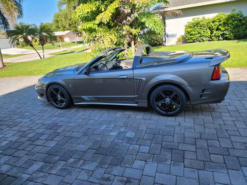 2001 Ford Mustang GT