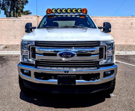 White 2019 Ford F-250 XLT