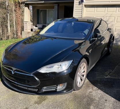 2014 Tesla Model S Performance