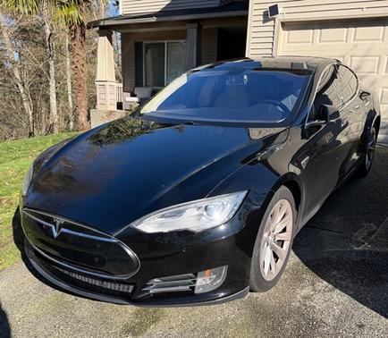 2014 Tesla Model S Performance