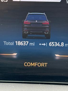 Black 2024 BMW X7 xDrive40i