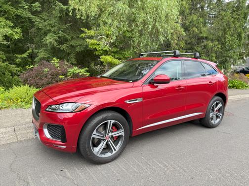2017 Jaguar F-PACE S