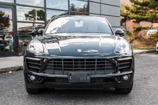 2017 Porsche Macan Macan