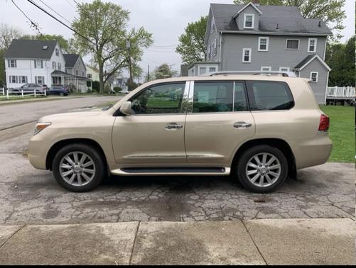 2008 Lexus LX 570 Base