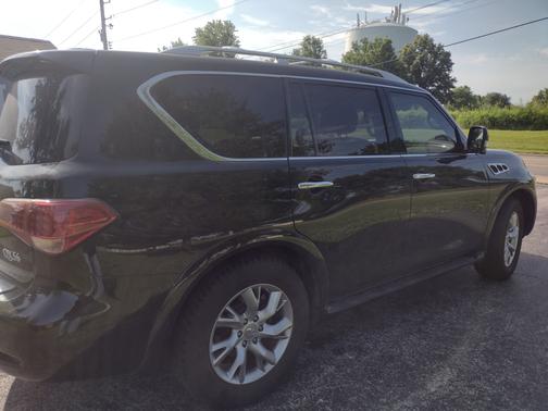 2013 INFINITI QX56 Base