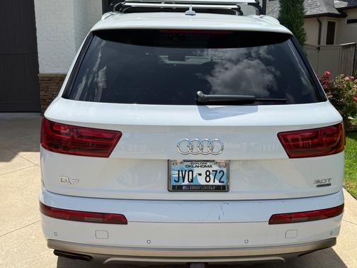 White 2018 Audi Q7 3.0T Prestige
