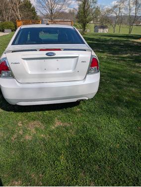 White 2009 Ford Fusion SEL
