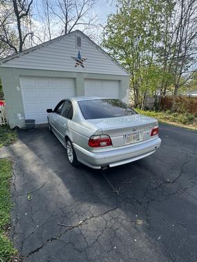 Silver 2003 BMW 525 i