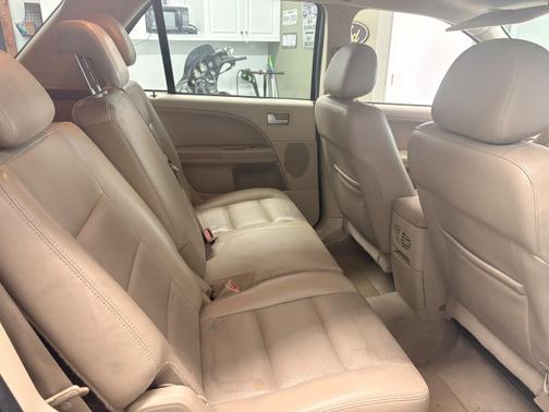 Blue 2006 Ford Freestyle SEL