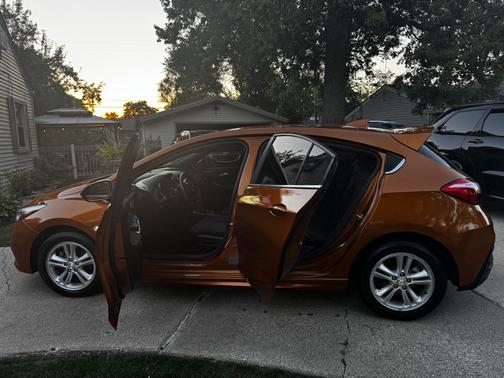 2017 Chevrolet Cruze LT