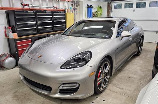 2011 Porsche Panamera Panamera Turbo