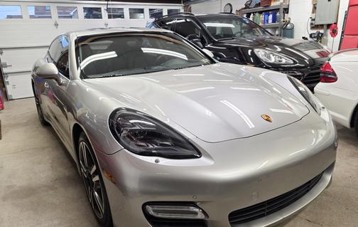 2011 Porsche Panamera Panamera Turbo