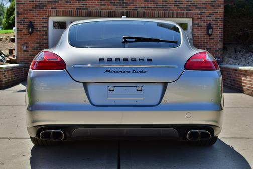 2011 Porsche Panamera Panamera Turbo