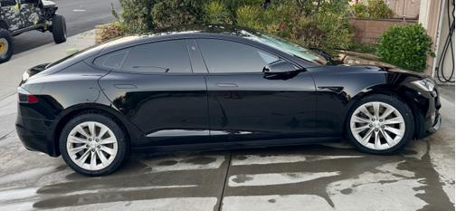 2017 Tesla Model S 75D