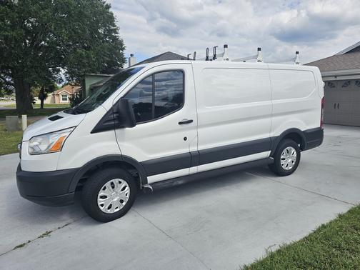 2017 Ford Transit-250 Base