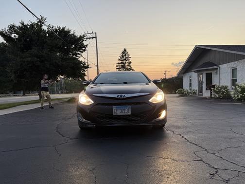 2012 Hyundai SONATA Hybrid Base
