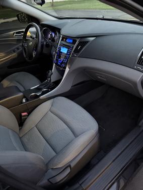 2012 Hyundai SONATA Hybrid Base