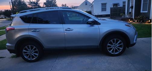 2017 Toyota RAV4 Limited
