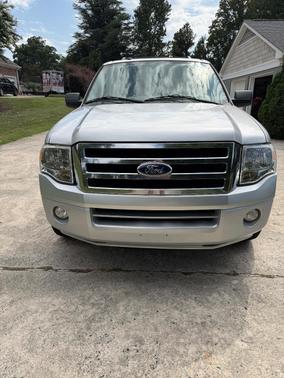 Gray 2012 Ford Expedition EL XLT