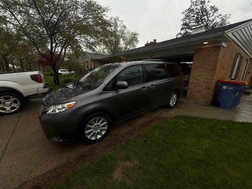 Gray 2012 Toyota Sienna XLE