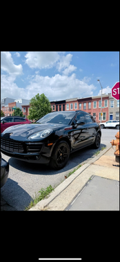2017 Porsche Macan Macan