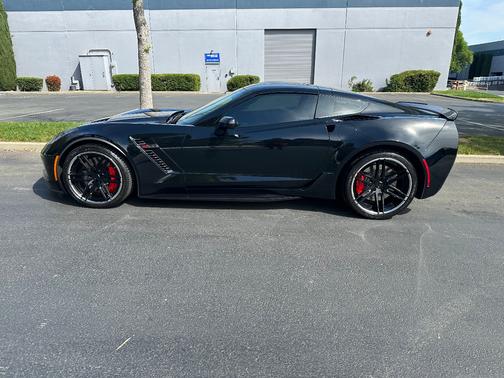 Black 2018 Chevrolet Corvette Z06