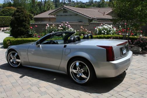 2006 Cadillac XLR Base