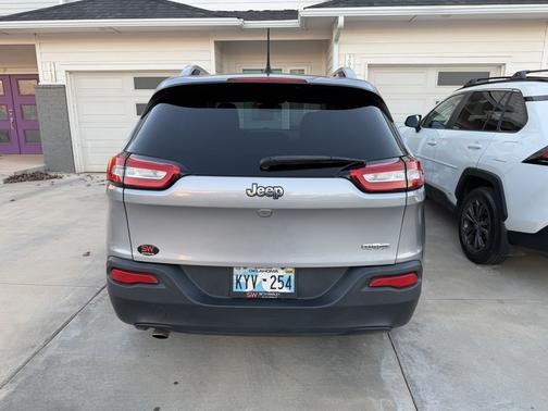 2018 Jeep Cherokee Latitude