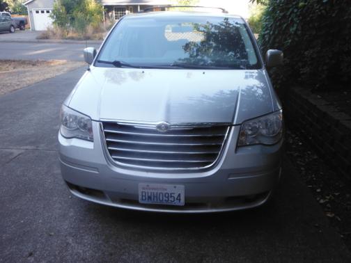 2010 Chrysler Town & Country Touring
