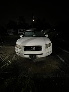 White 2006 Honda Ridgeline RTL