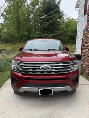 Red 2019 Ford Expedition XLT