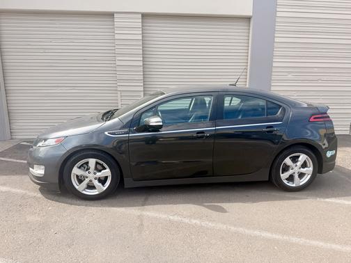 2014 Chevrolet Volt Base