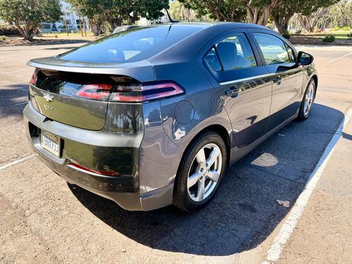 2014 Chevrolet Volt Base