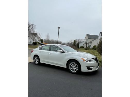 Photo 2 of 2 of 2013 Nissan Altima 2.5