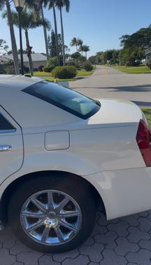 2007 Chrysler 300C Base