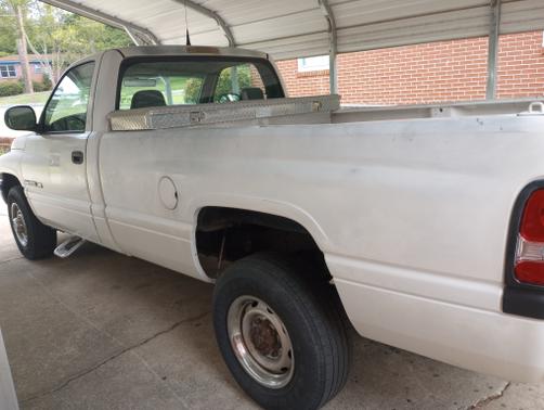 2001 Dodge Ram 2500 Base