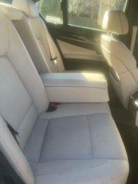 2012 BMW 750 i