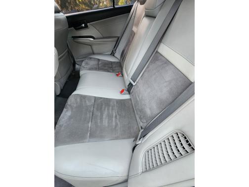 2013 Toyota Camry Hybrid XLE
