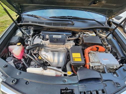 2013 Toyota Camry Hybrid XLE