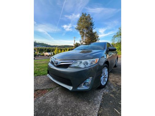 2013 Toyota Camry Hybrid XLE
