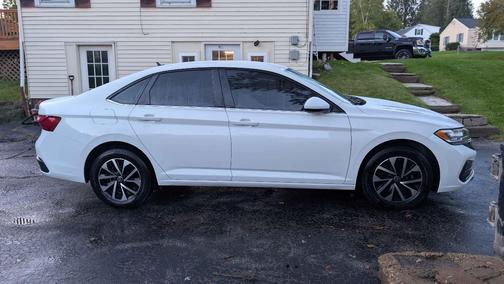 White 2023 Volkswagen Jetta 1.4T S