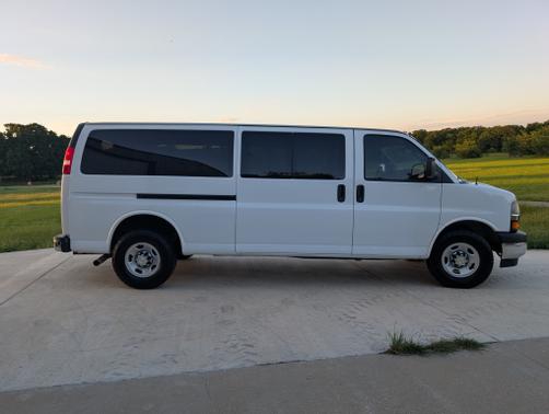 2019 Chevrolet Express 3500 LT