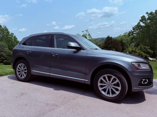 2015 Audi Q5 2.0T Premium Plus