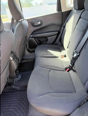 White 2018 Jeep Compass Sport