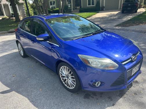 Blue 2014 Ford Focus Titanium