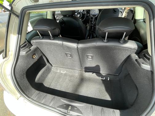 2012 MINI Cooper Base