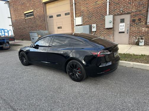 Black 2022 Tesla Model 3 Base